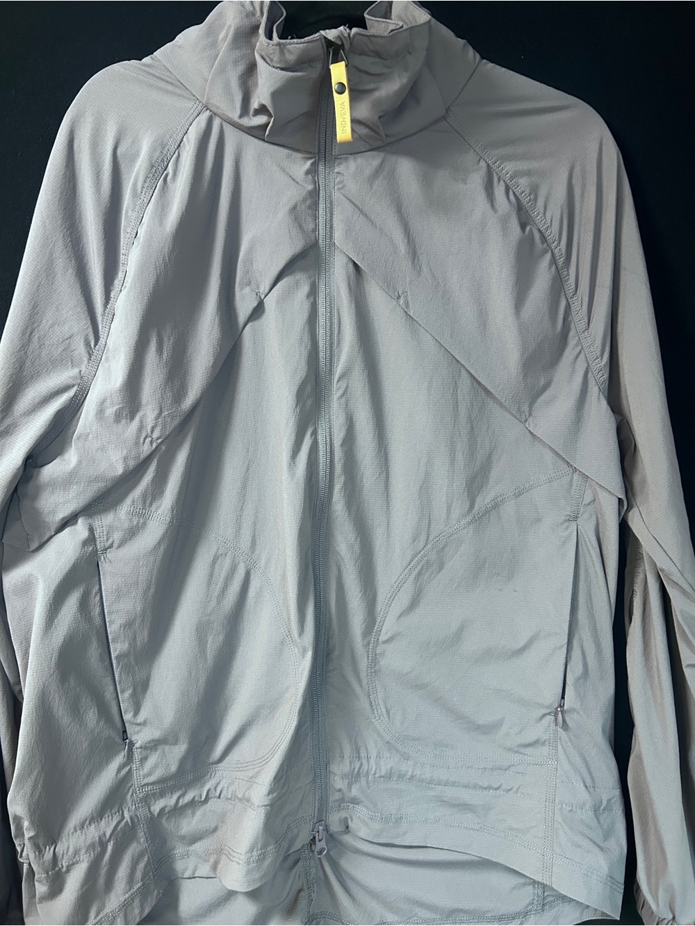 Indyeva Light Gray Hooded Jacket with Mustard Leather Pull - Picture 5 of 12